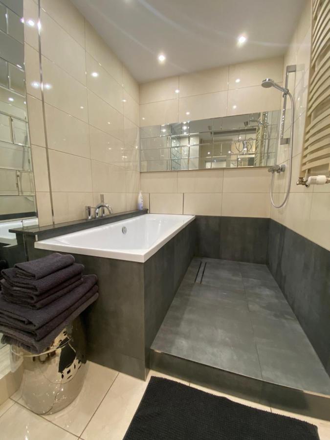 Apartament W Sercu Gdanska Z Parkingiem Podziemnym 外观 照片